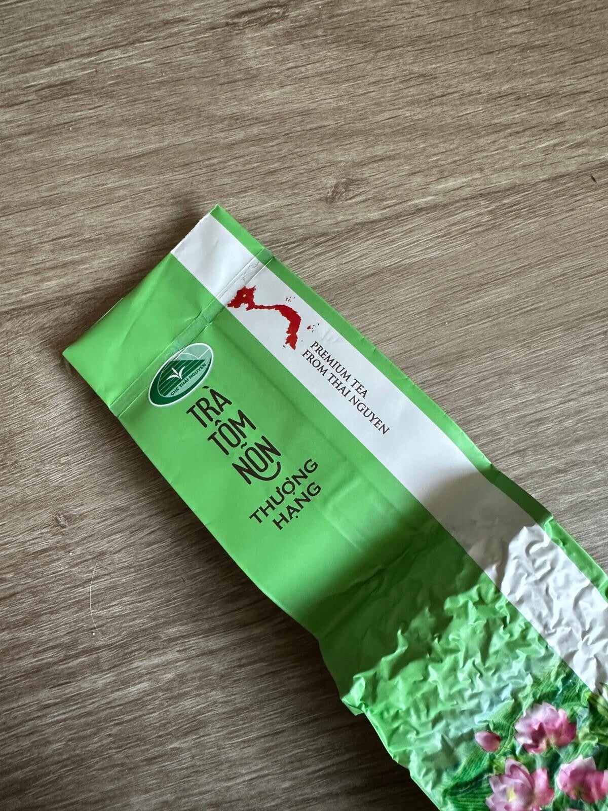 Thé vert tom non Tan Cuong premium 200gr sachet sous-vide