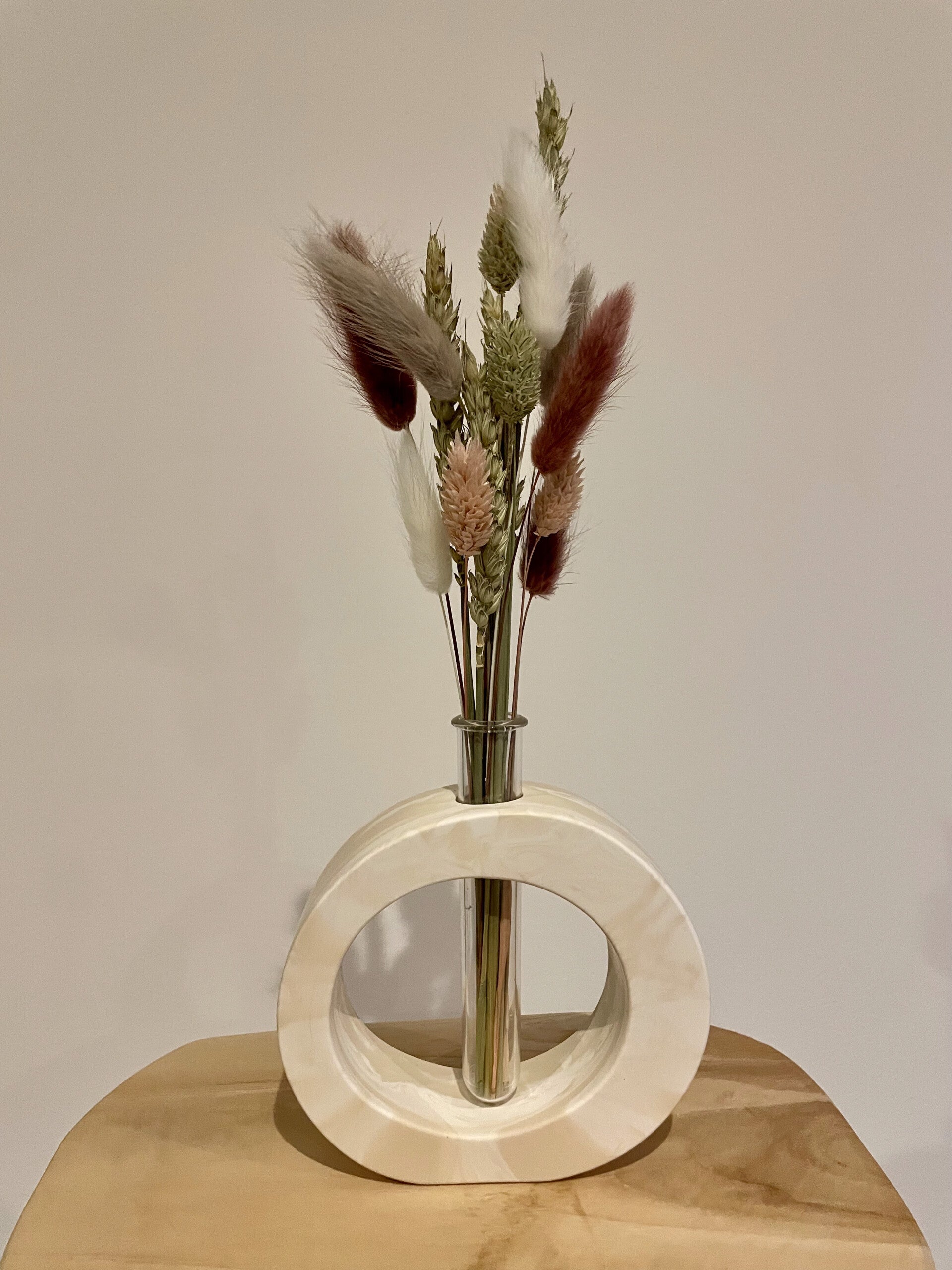 Ovalen vaasje met buisje swirl