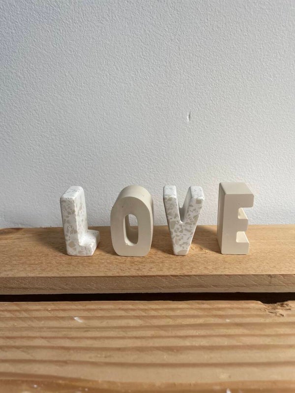LOVE - crème