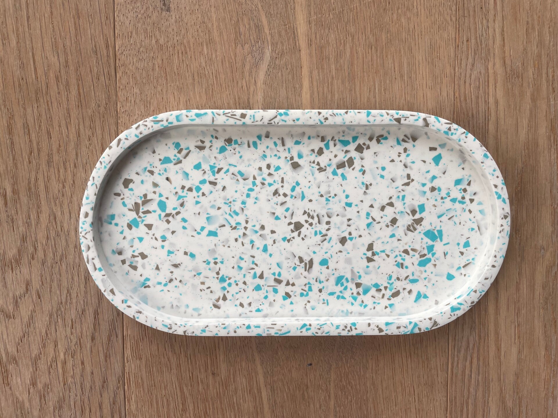 schaal ovaal terrazzo blauw/do,ker bruin