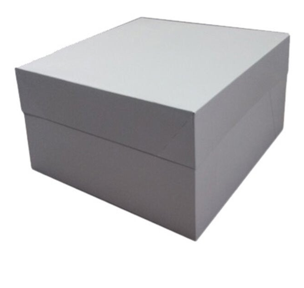 BOÎTE À GÂTEAU BLANCHE 22,8 X 22,8 X 15,2 CM. HAUTEUR