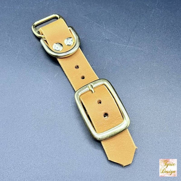 Fettleder-Adapter für Paracordhalsbänder, 25mm breit | Individuelle Herstellung | Auswahl aus 27 Lederfarben und 6 verschiedenen Hardware