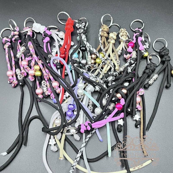 Paracord Schlüsselanhänger "Diamondknot" – Handgefertigt & Personalisiert