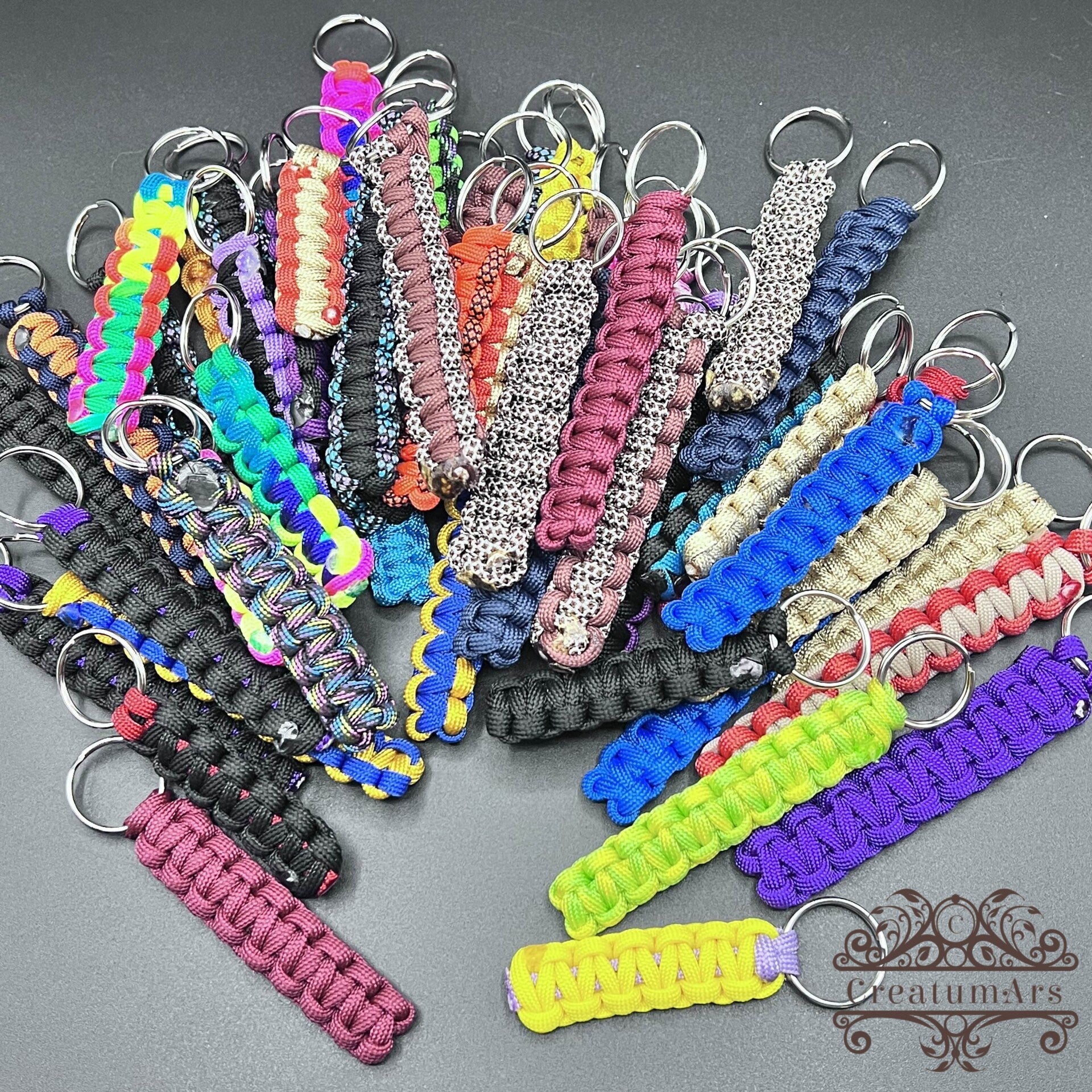 Paracord Schlüsselanhänger "Cobra-Knot" – Der zeitlose Klassiker
