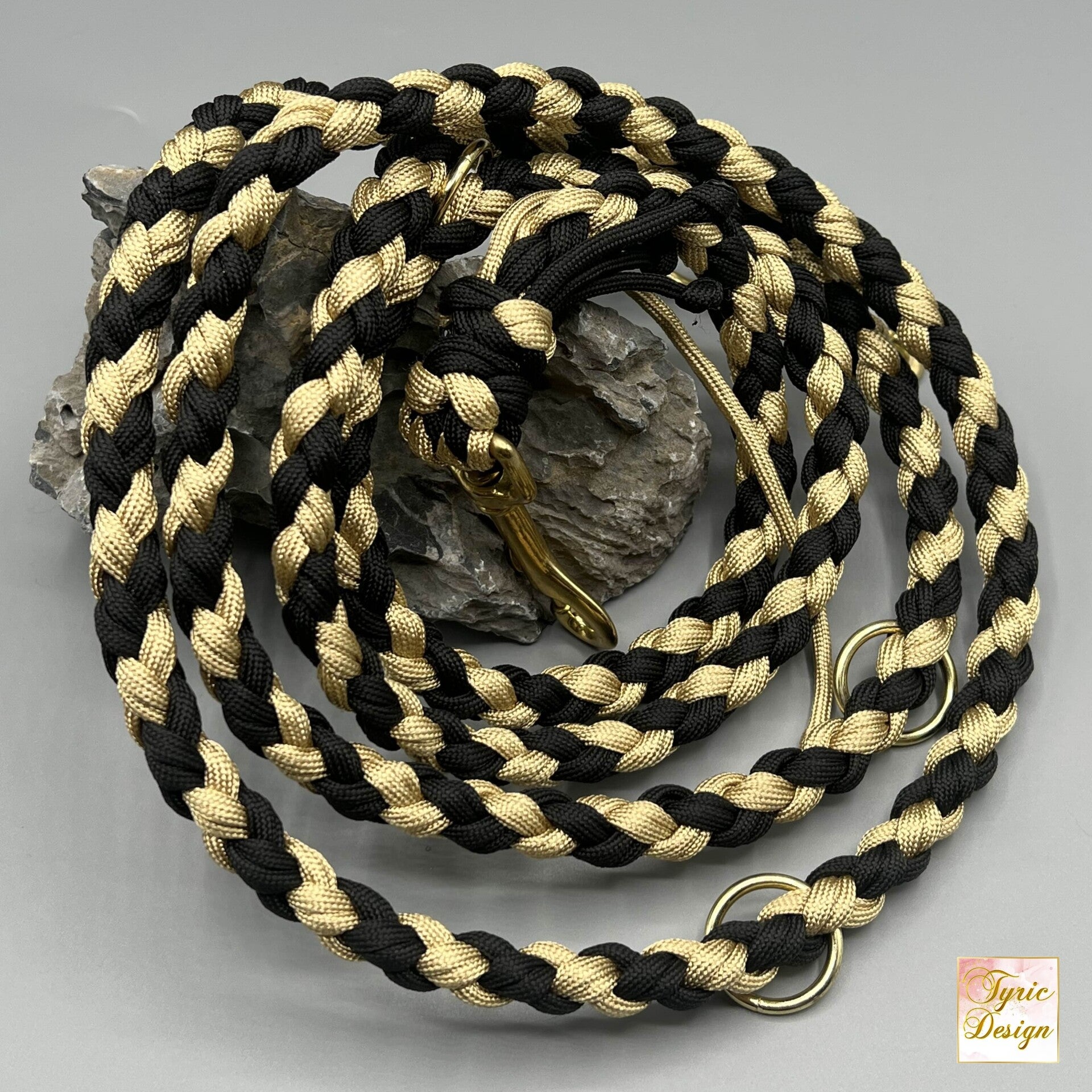 Hundeleine aus Paracord * SOFORTKAUF #11 * personalisierbar *