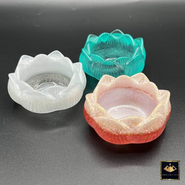 Kerzenhalter aus Resin "Geschlossener Lotus" * Herstellung auf Wunsch * freie Farb-und Design-Wahl