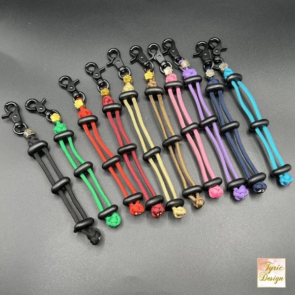 Kotbeutelhalter für Hunde aus Paracord* 10 verschiedene Farben * sofort versandfertig * praktisch für die Gassirunden