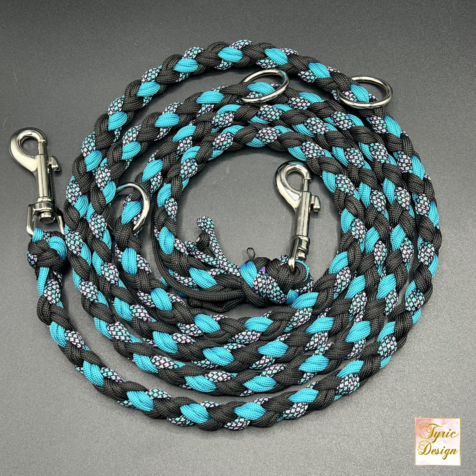 Paracord-Hundeleine Diamond-Collection TEAL! 4-fach geflochten - Unser Modell "Adrastea" Grösse M und L - personalisierte Unikate