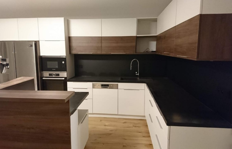 Zakázková výroba kuchyně