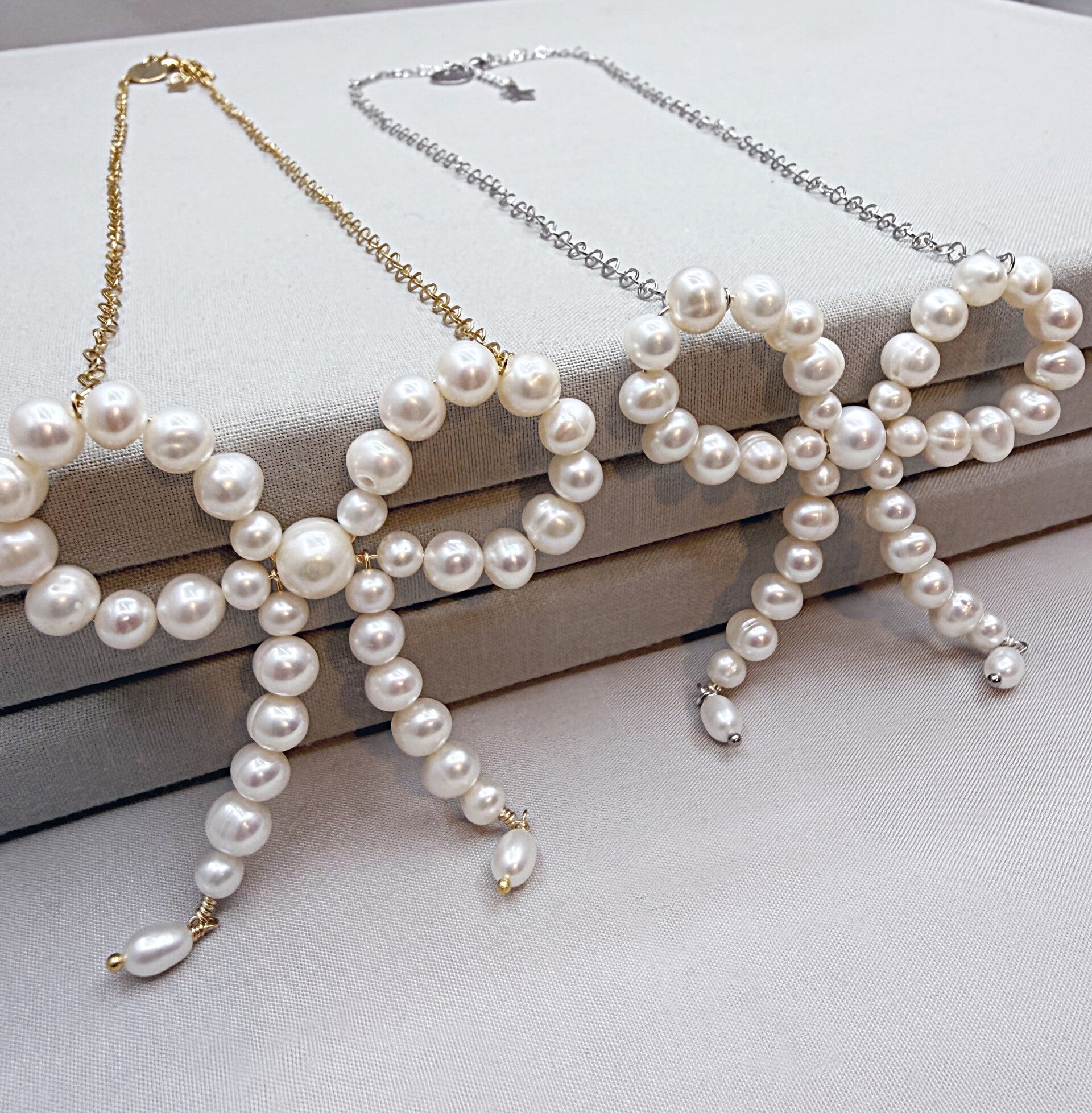 Pearl Bow – Elegant Freshwater Pearl Necklace