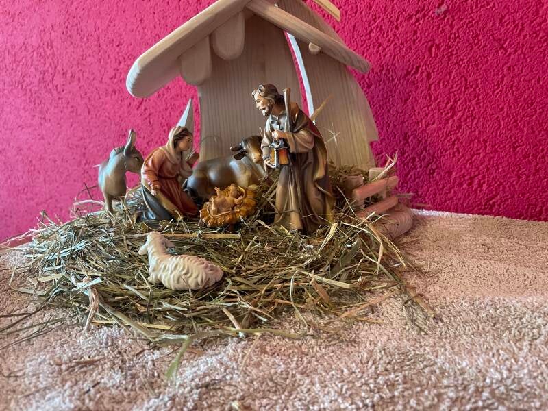 Krippe mit Heu