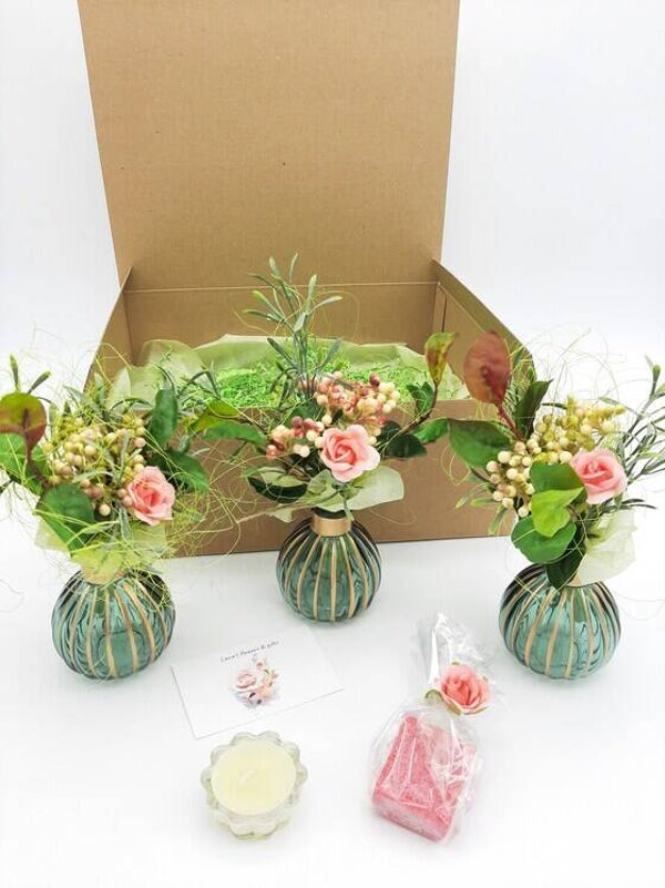 Geschenkset-Vaasjes met kunstbloemen