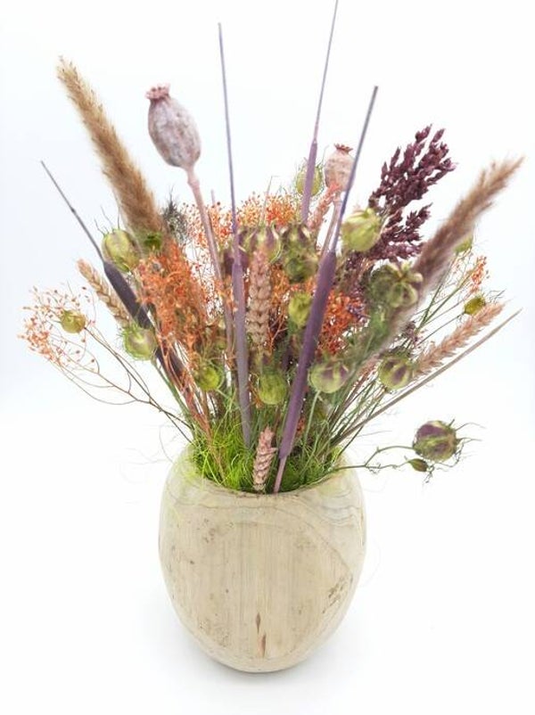 Houten pot met droogboeket