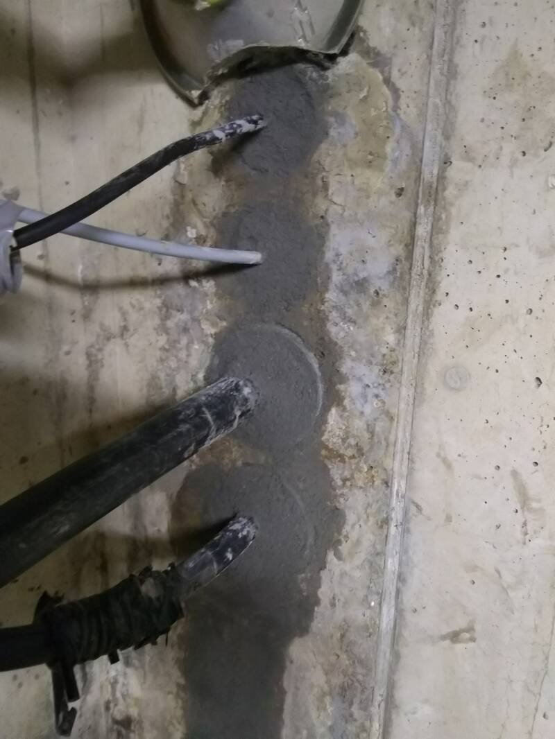 dichten van kelderdoorvoeren