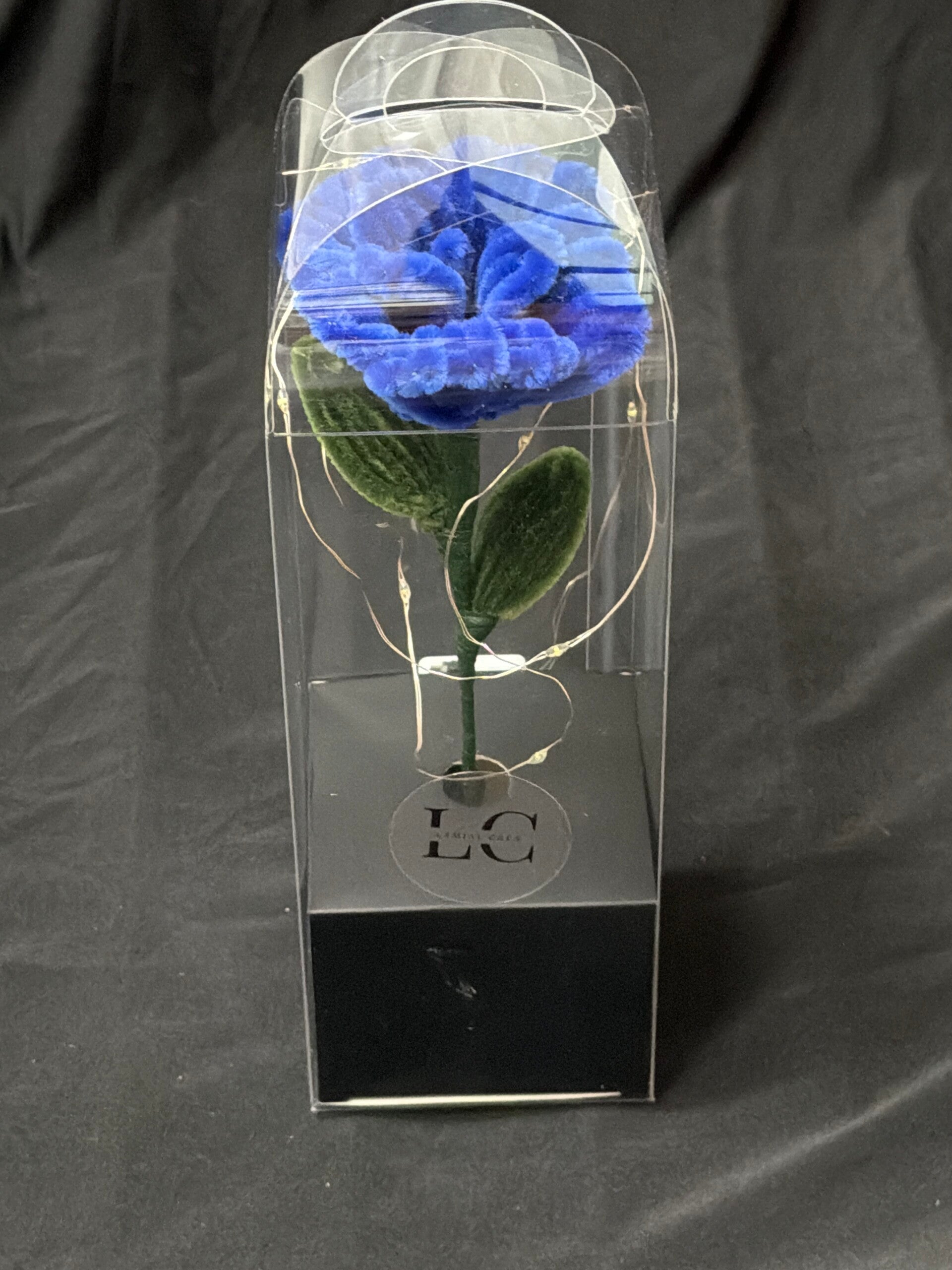 Rose éternelle lumineuse bleu roi