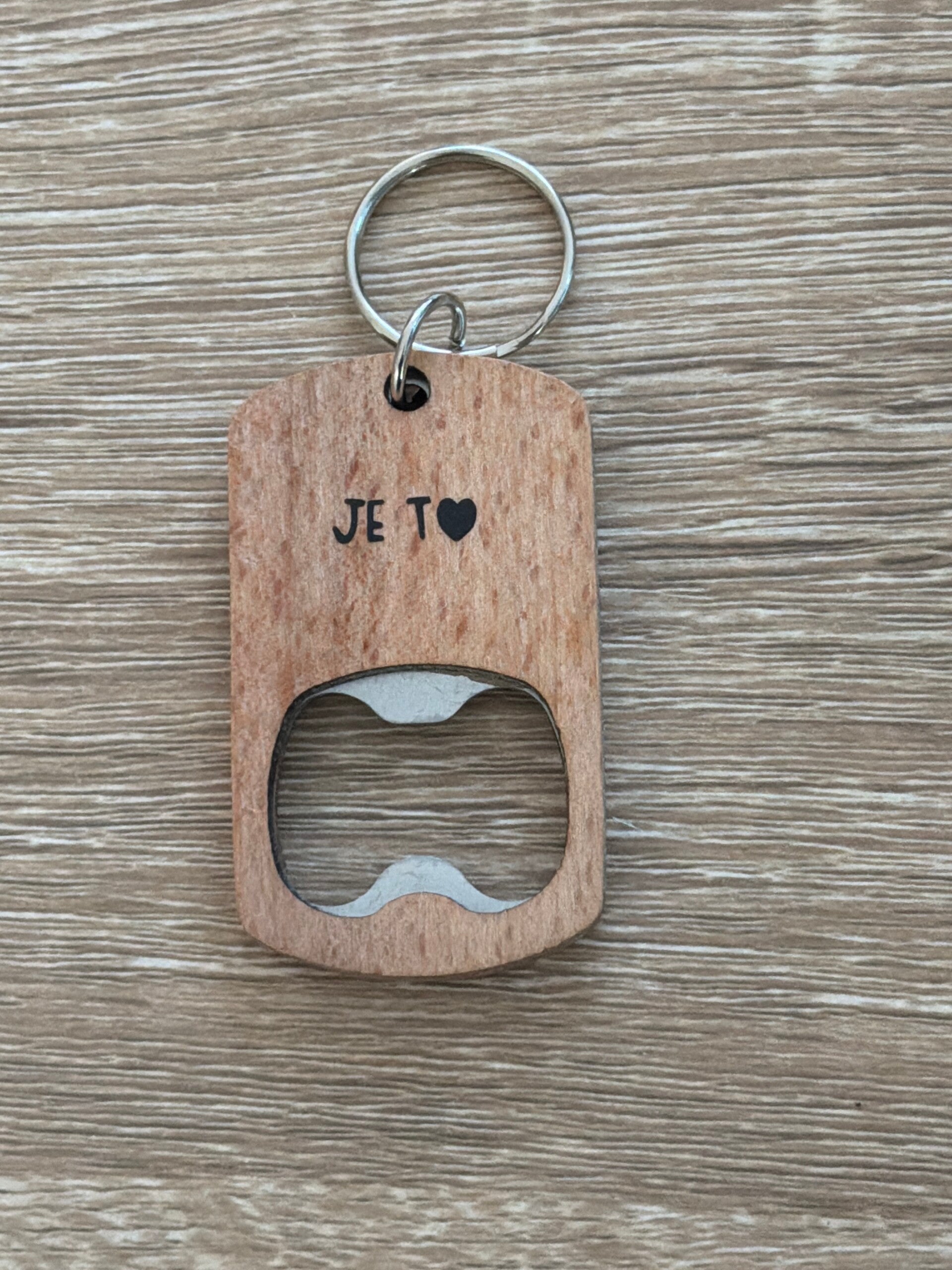 Porte clef ouvre bouteille « je t’❤️ »