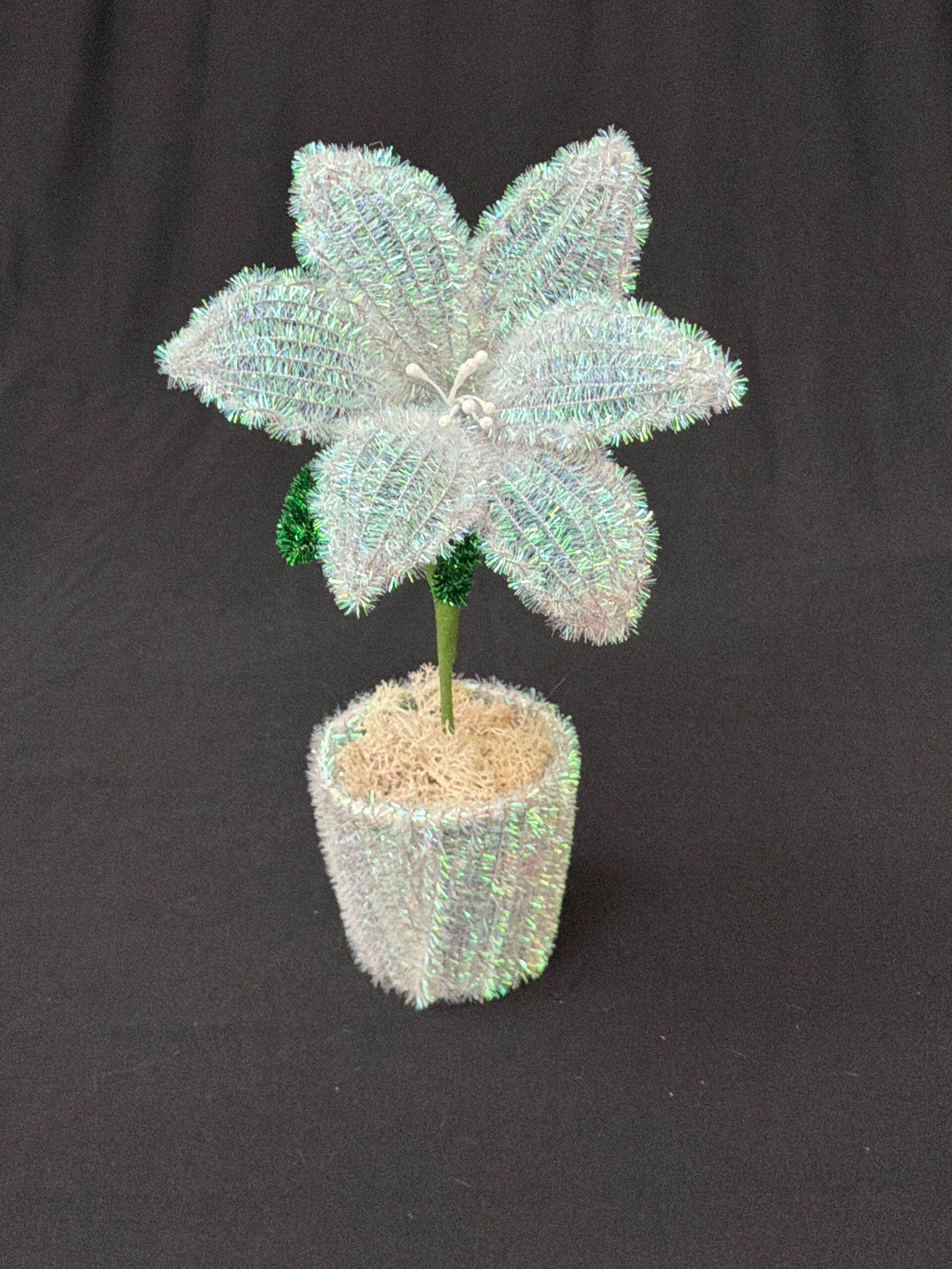 Petit pot fleur blanc