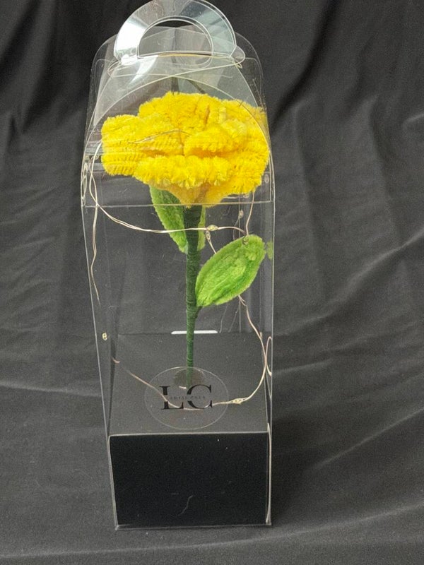 Rose éternelle lumineuse jaune