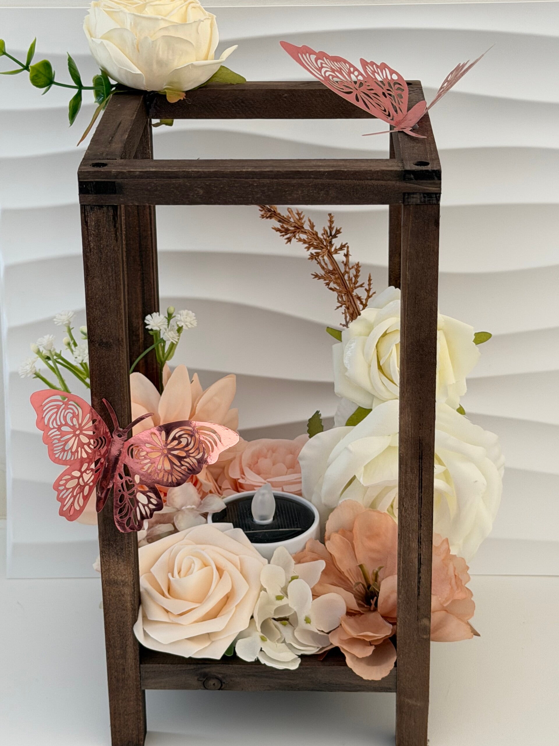 Lanterne bois florale