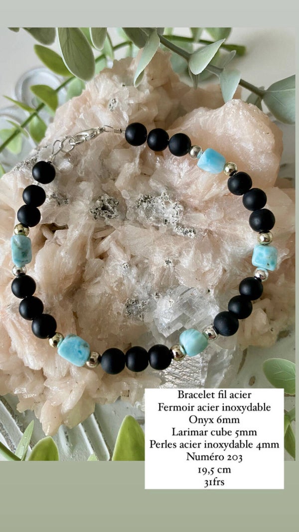 Bracelet Onyx et Larimar (numéro 203)