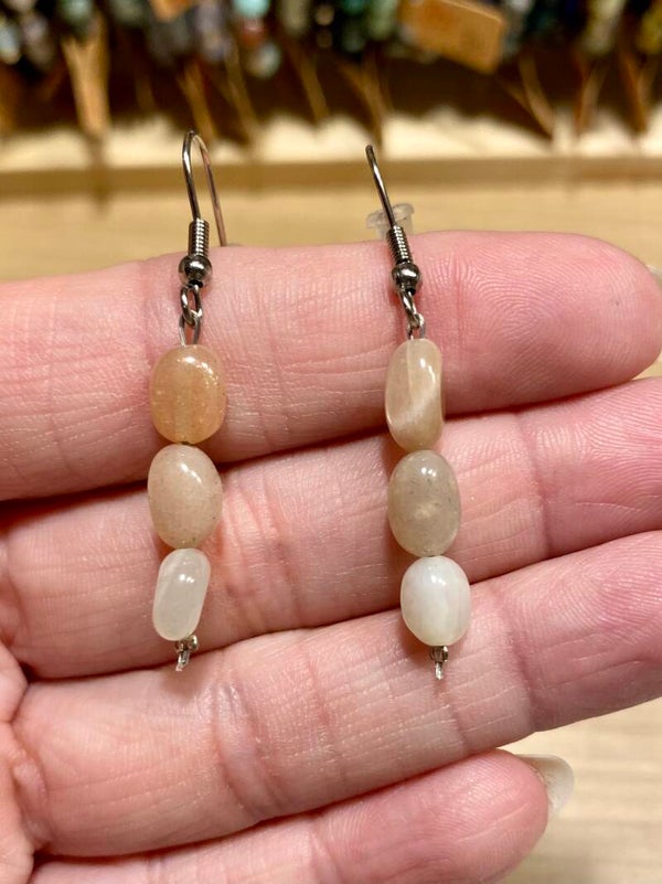 Boucles d’oreilles Pierre de lune abricot (numéro 3)