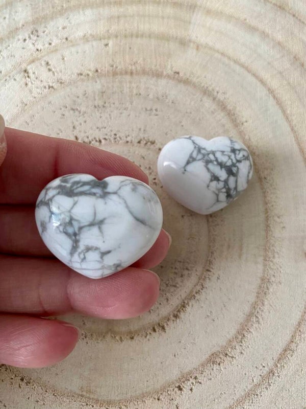Cœur Howlite