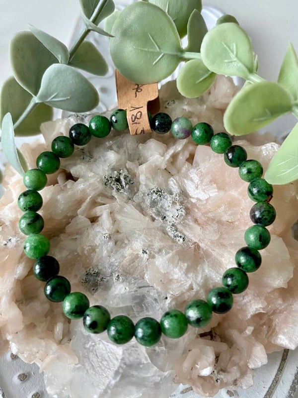 Bracelet Zoisite (rubis)  (numéro 154)