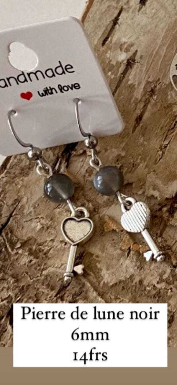 Boucles d’oreilles pierre de lune noir (numéro 90)