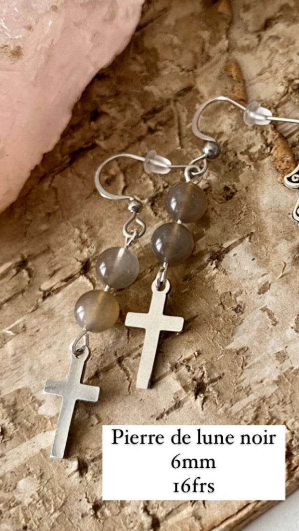 Boucles d’oreilles pierre de lune noir (numéro 142)
