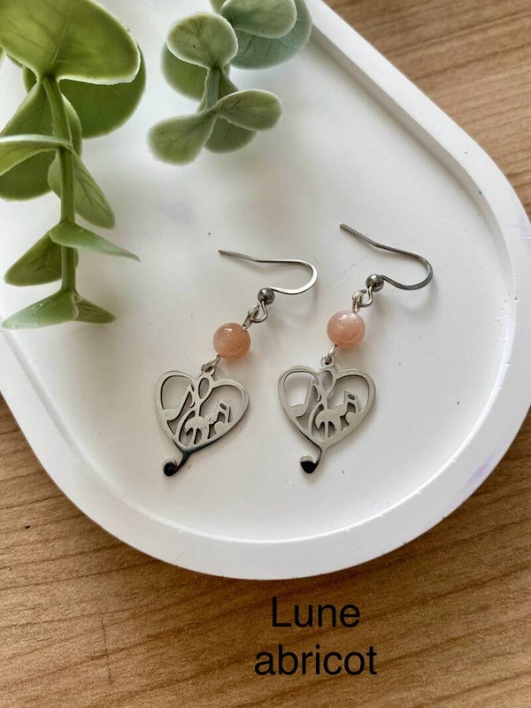 Boucles d’oreilles Pierre de lune abricot (numéro 275)