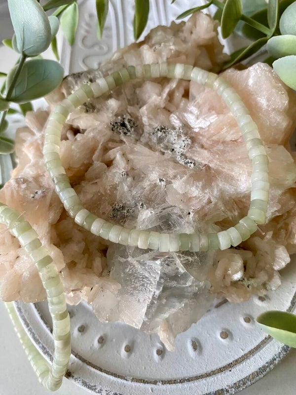 Bracelet Jade verte ( numéro 235-236)
