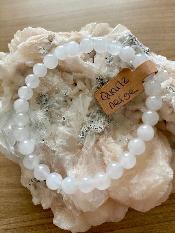 Bracelet Quartz neige (numéro 272)