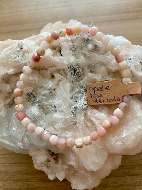 Bracelet Opale rose des Andes (numéro 246)