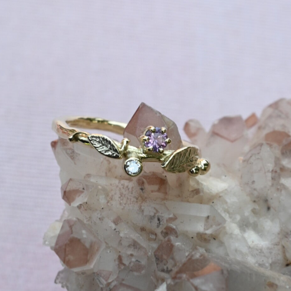 Gouden ring saffier en lab diamant