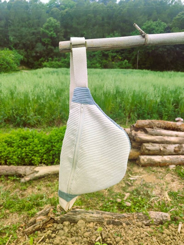 Riñonera Bicolor blanca y celeste - AGOTADA