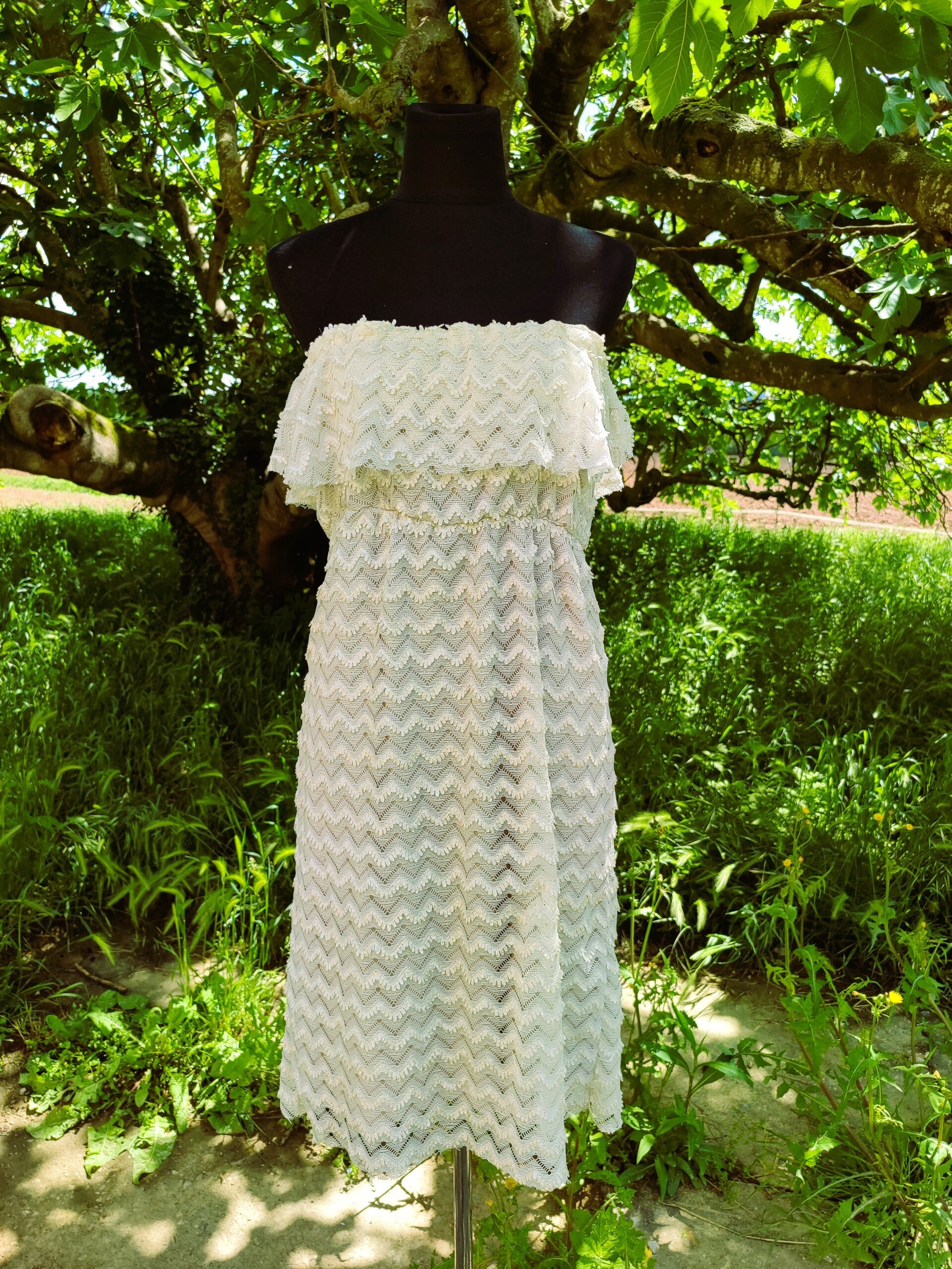 Vestido blanco hilo dorado