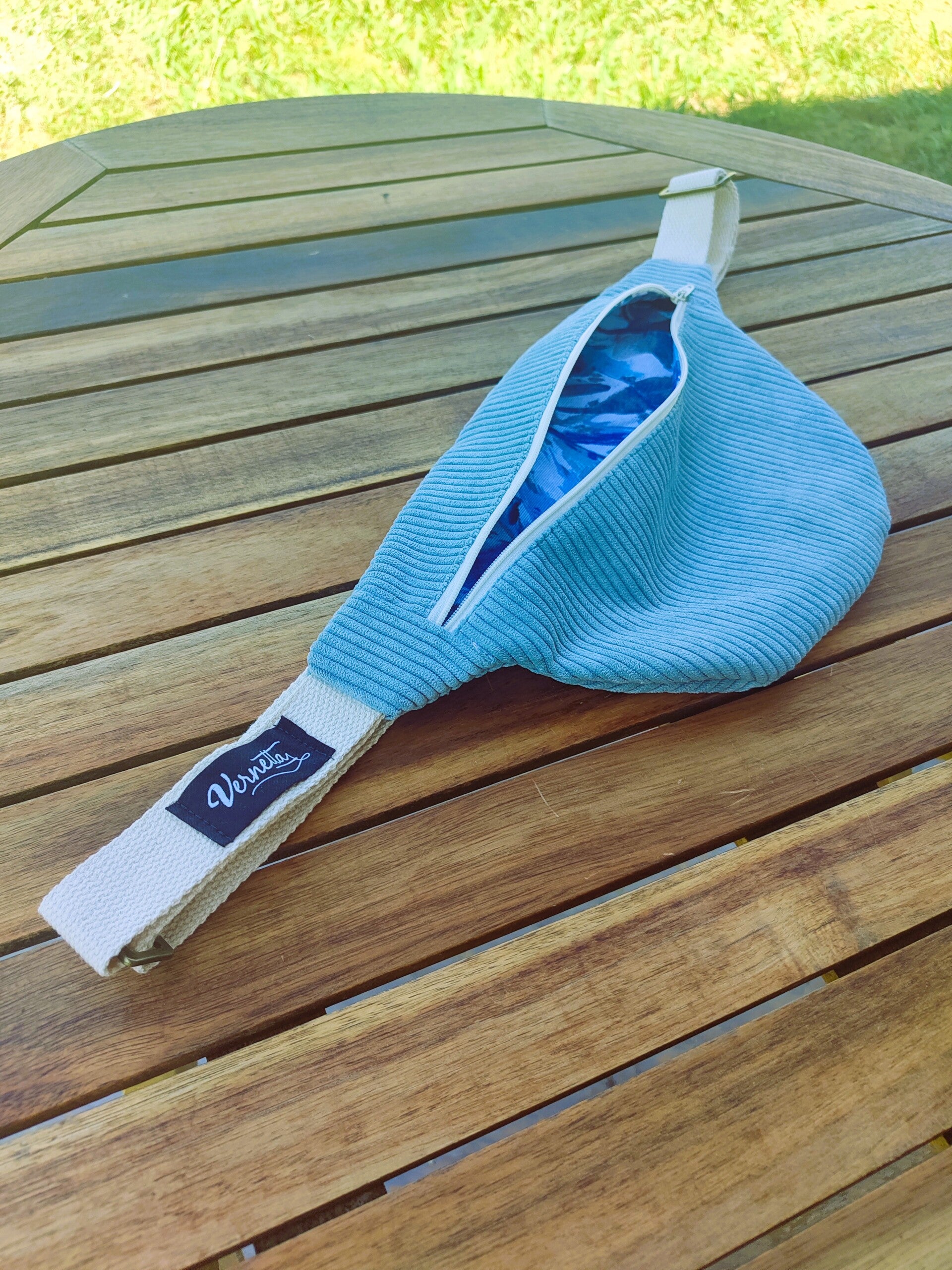Riñonera Azul Celeste - AGOTADA