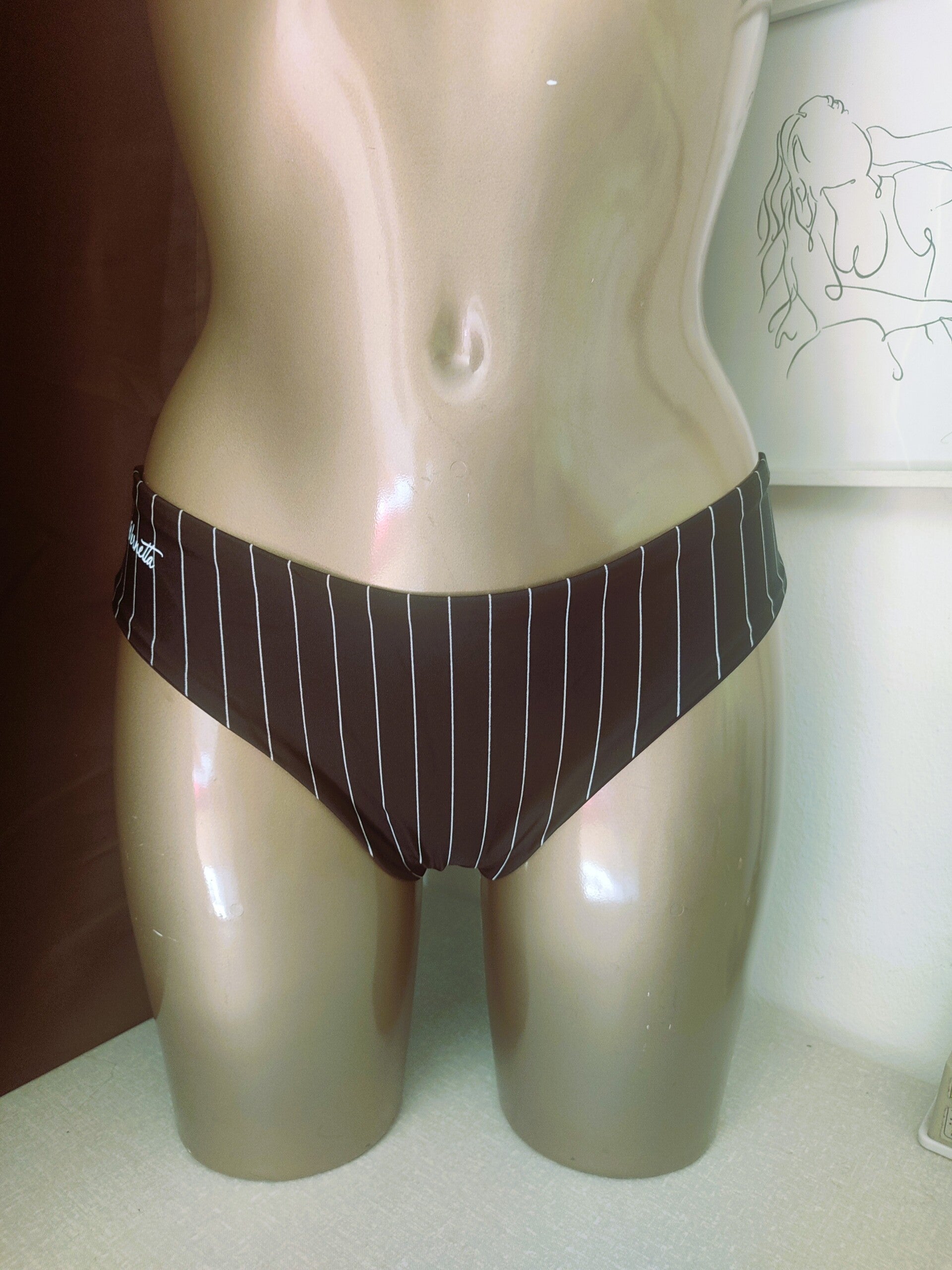 Braga Rayas blancas sobre negro - Conjunto Disponible -