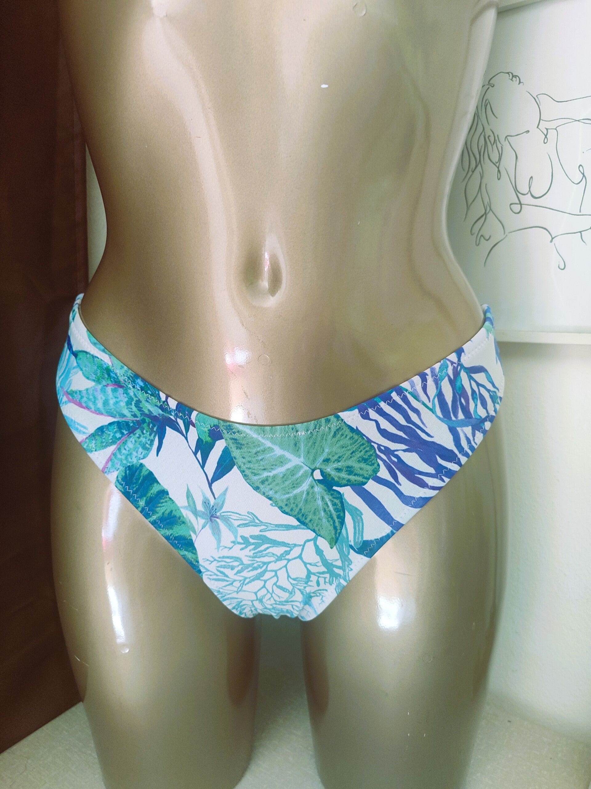 Tanga flores azules