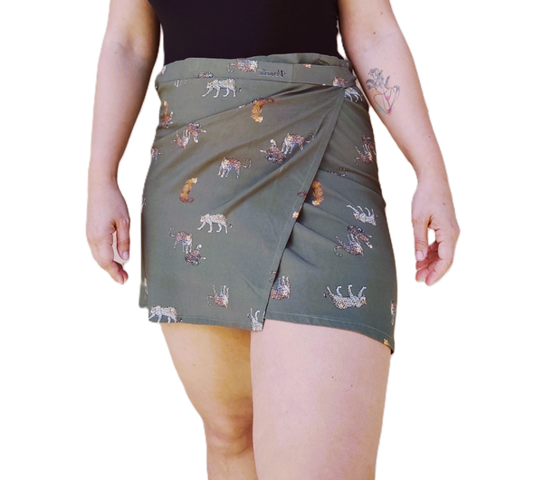 Falda Burdeos - Leopardos en verde