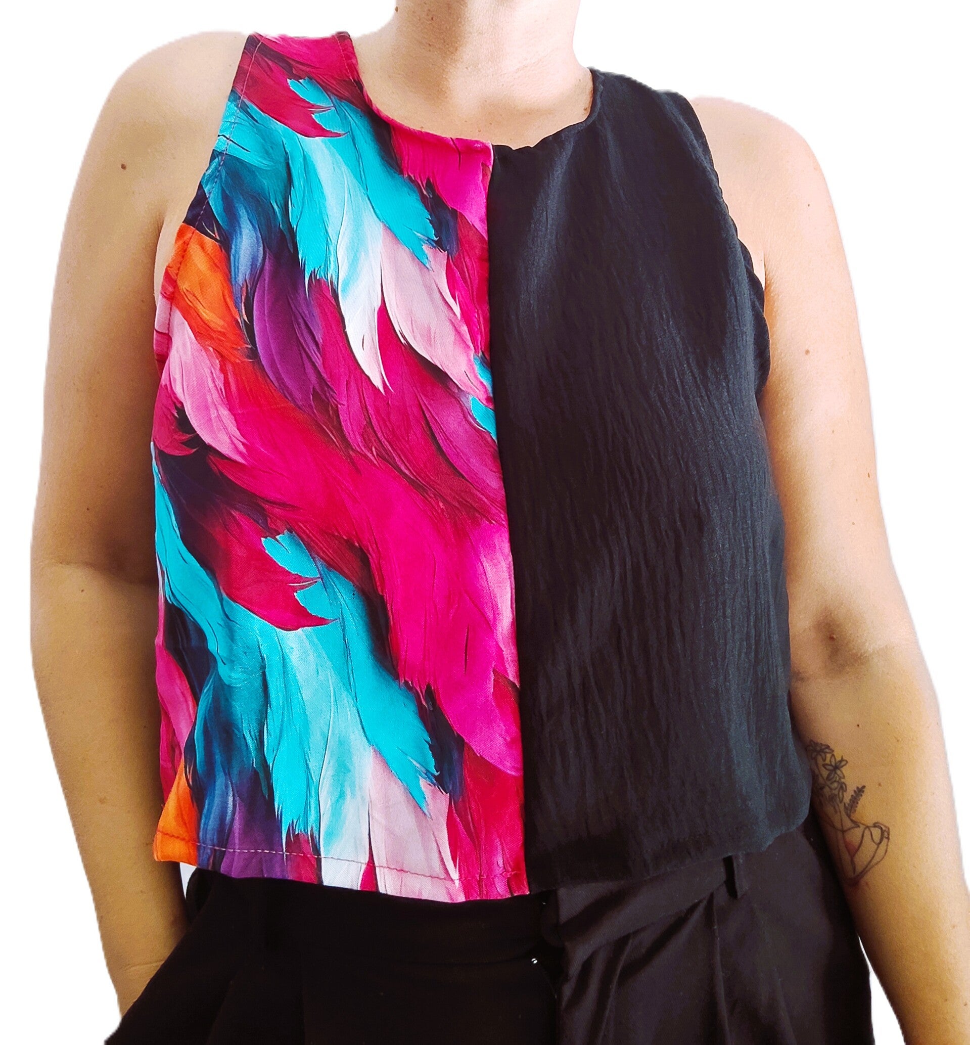 Camisa bicolor plumas colores
