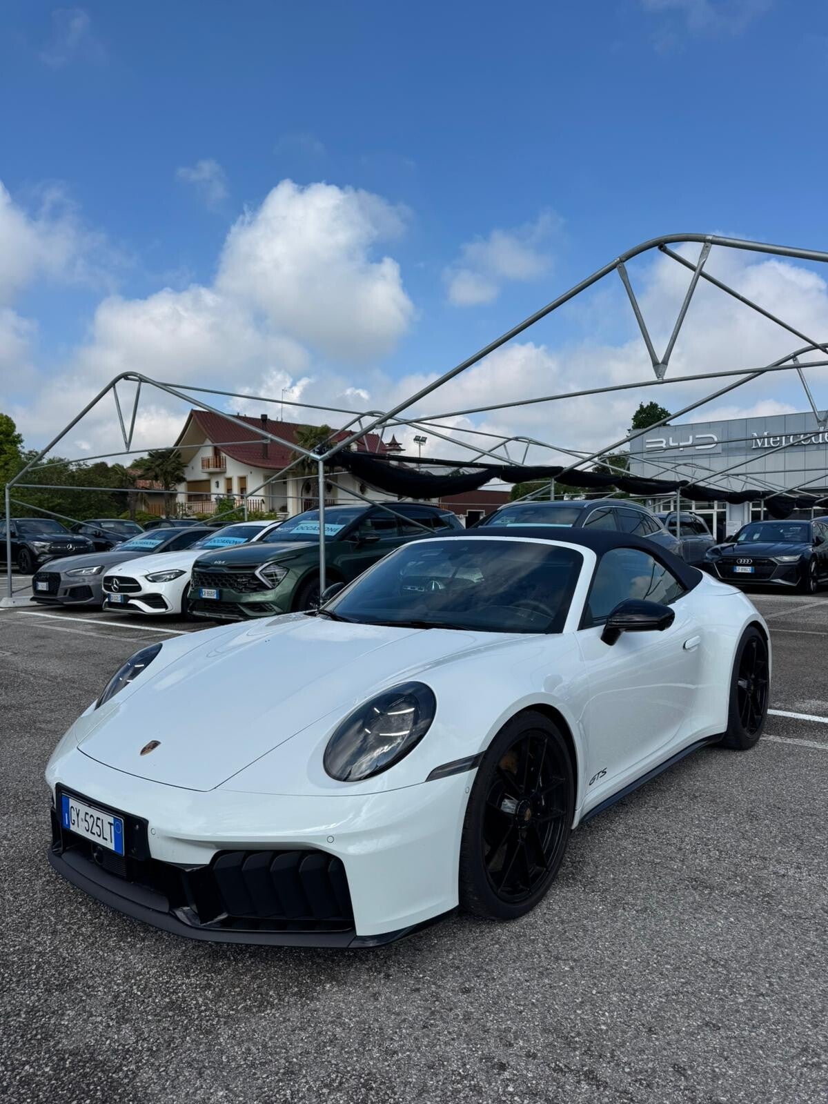 Porsche  911 CABRIO 3.6 CARRERA 4 GTS AUTO