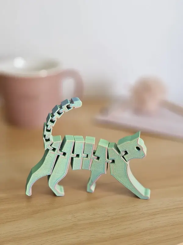 Chat articulé 3D 16 cm - filament silk tri-couleur pastel - Flexible - Décoration  / jouet