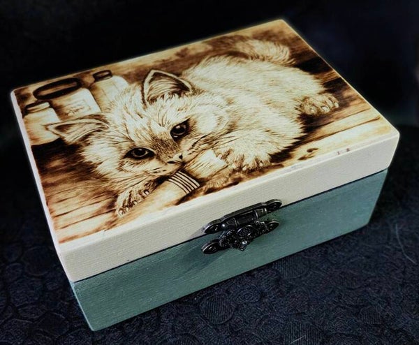 Ariah Keepsake Box
