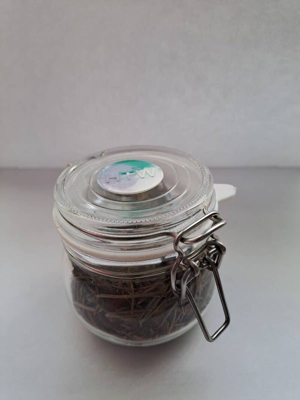 Dennennaalden / steranijs voorraadpotje