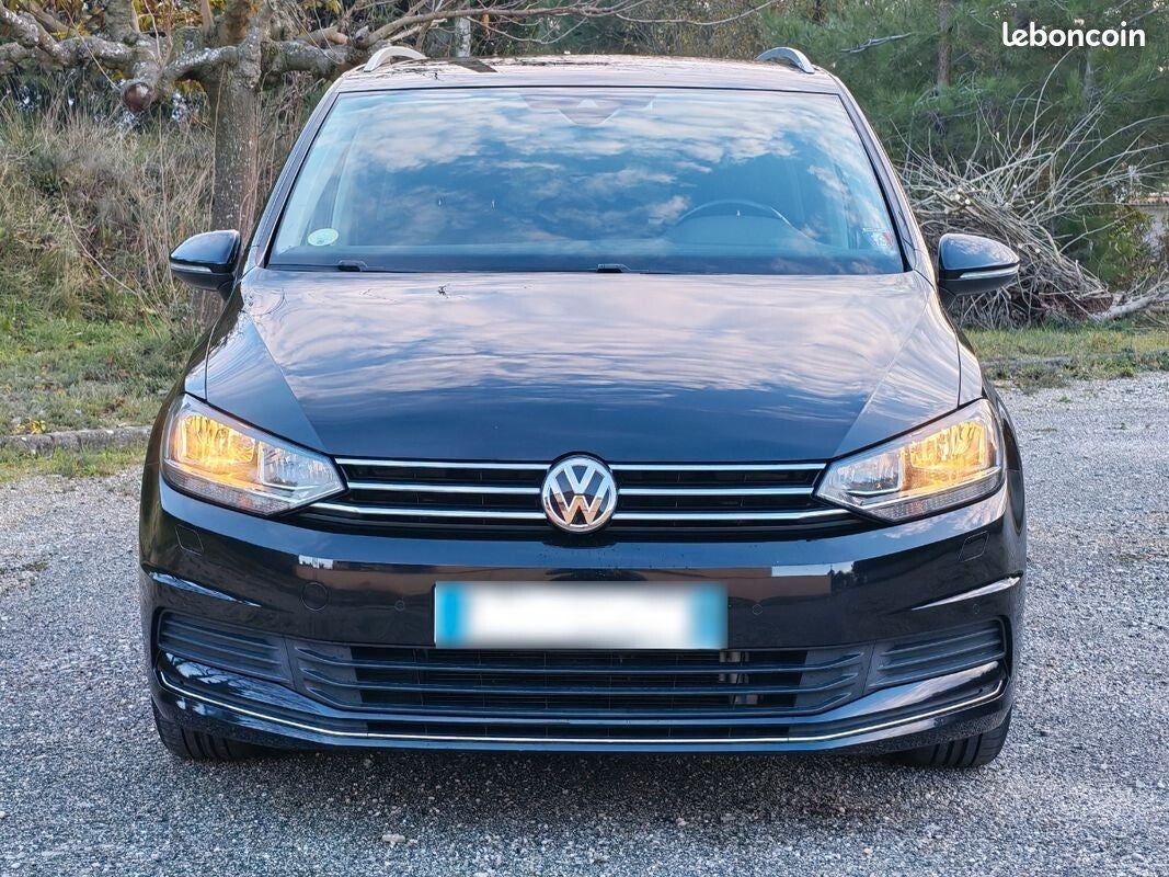 Volkswagen Touran iq drive 2L TDI / attelage électrique / entretien