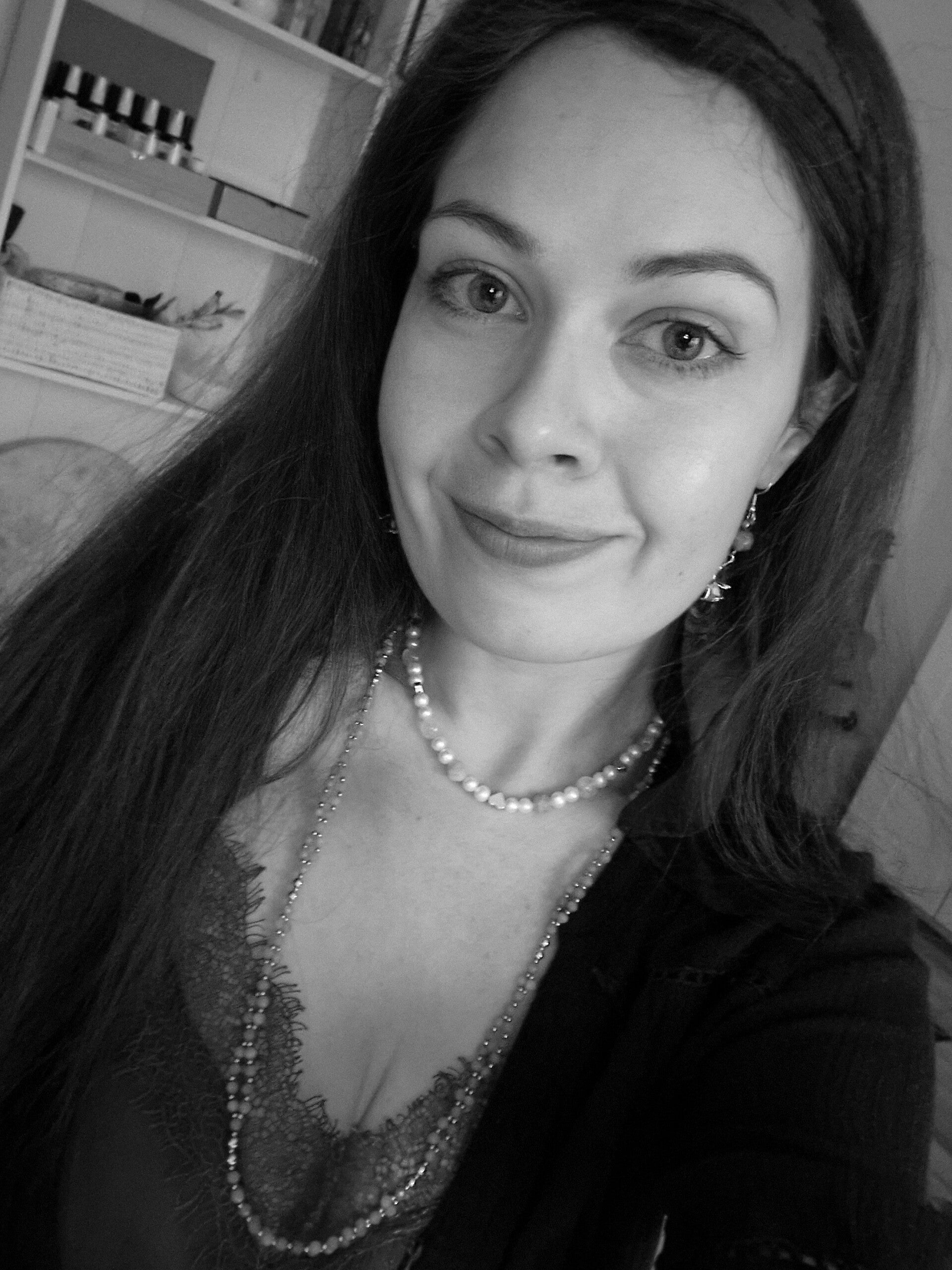 Amelie Schick, Reiki, Litha und Lemu, Crystal Grids, Berlin, Heilen