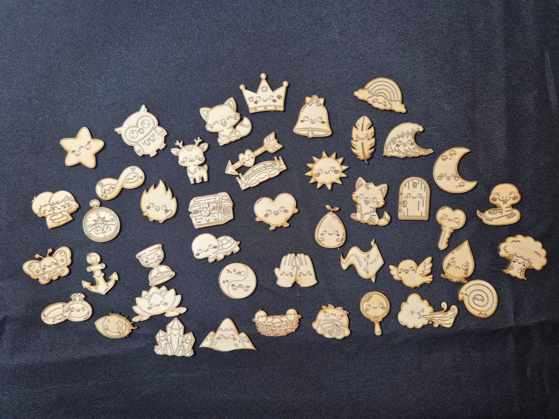 Oracle des Breloques Magiques – 44 breloques divinatoires avec livret explicatif