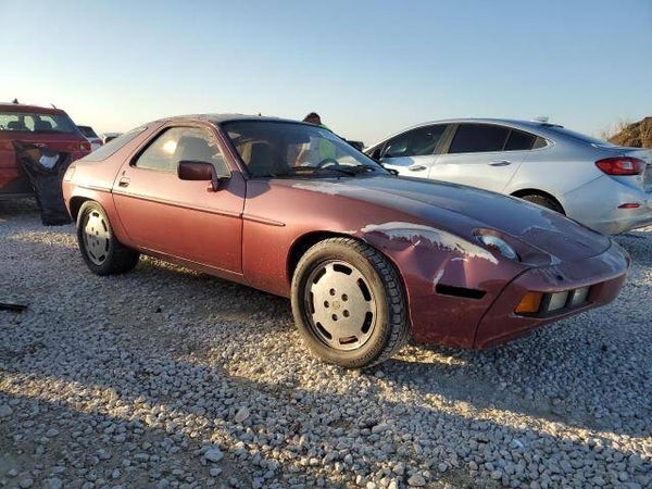 PORCHE 928