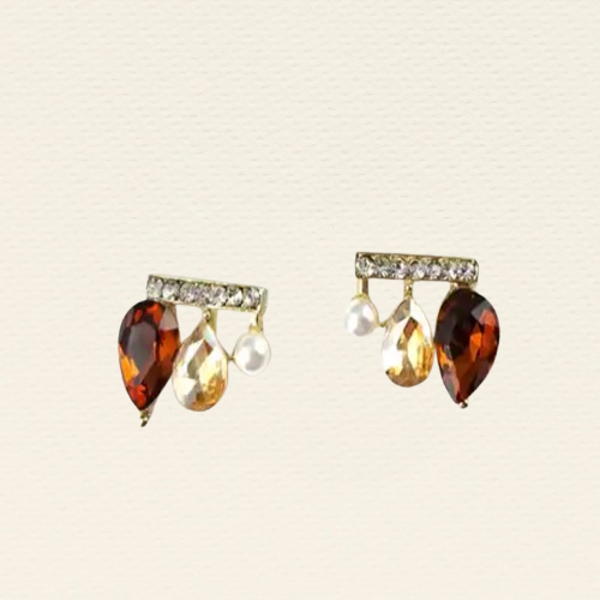 Amber Grove Stud Earrings